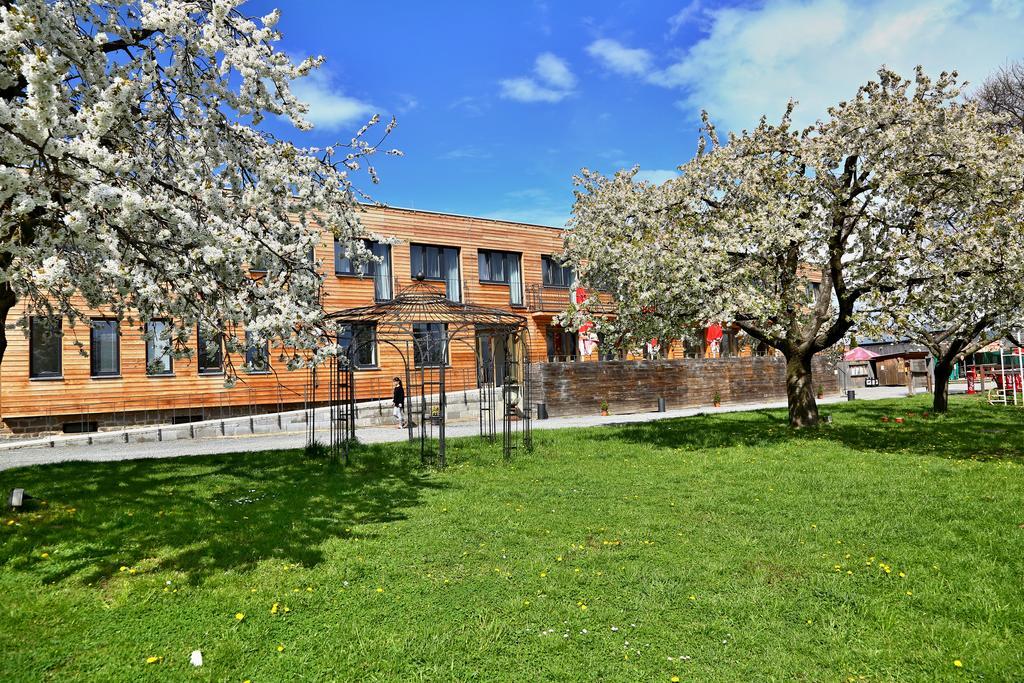 Pension Jezerná Zduchovice Exterior foto